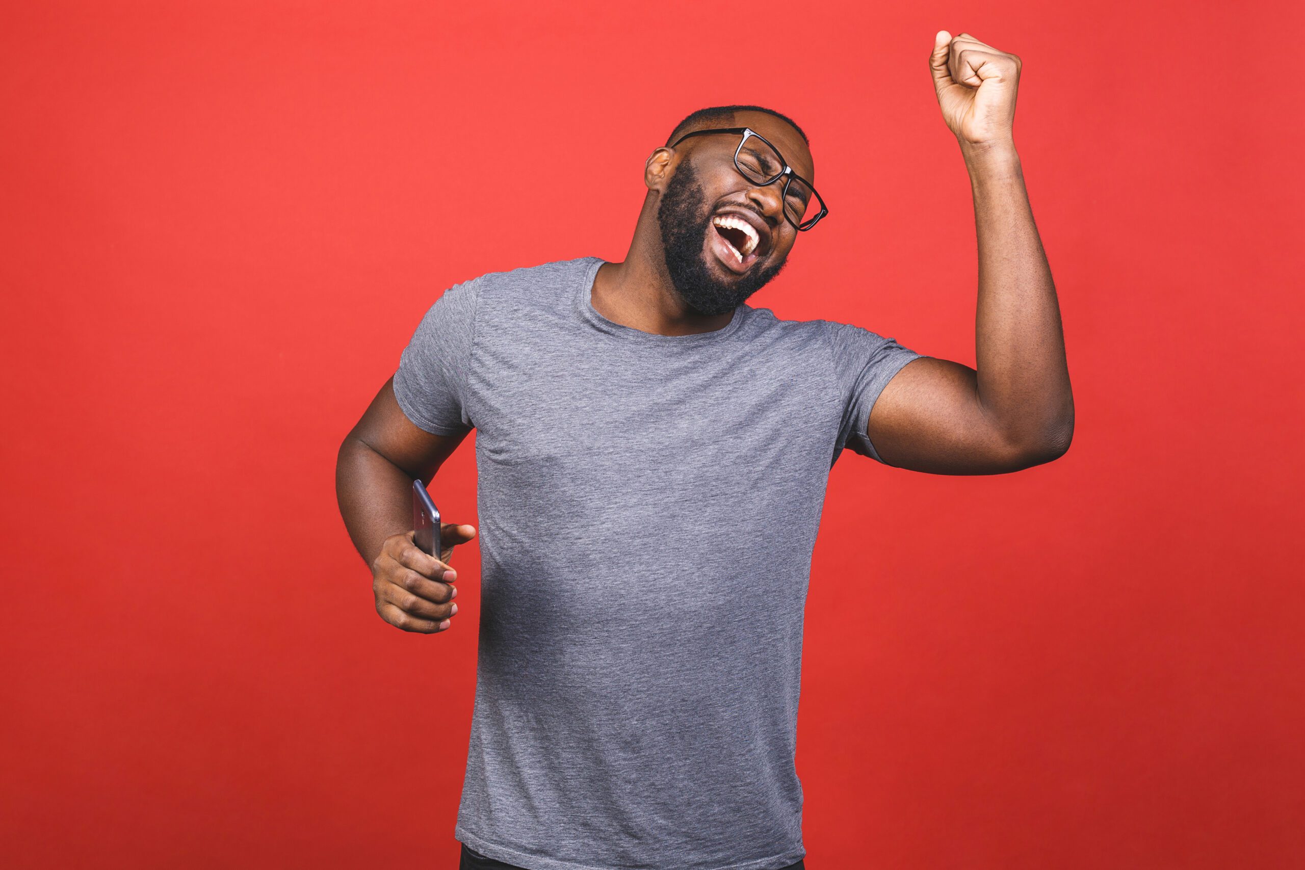 picture of man singing